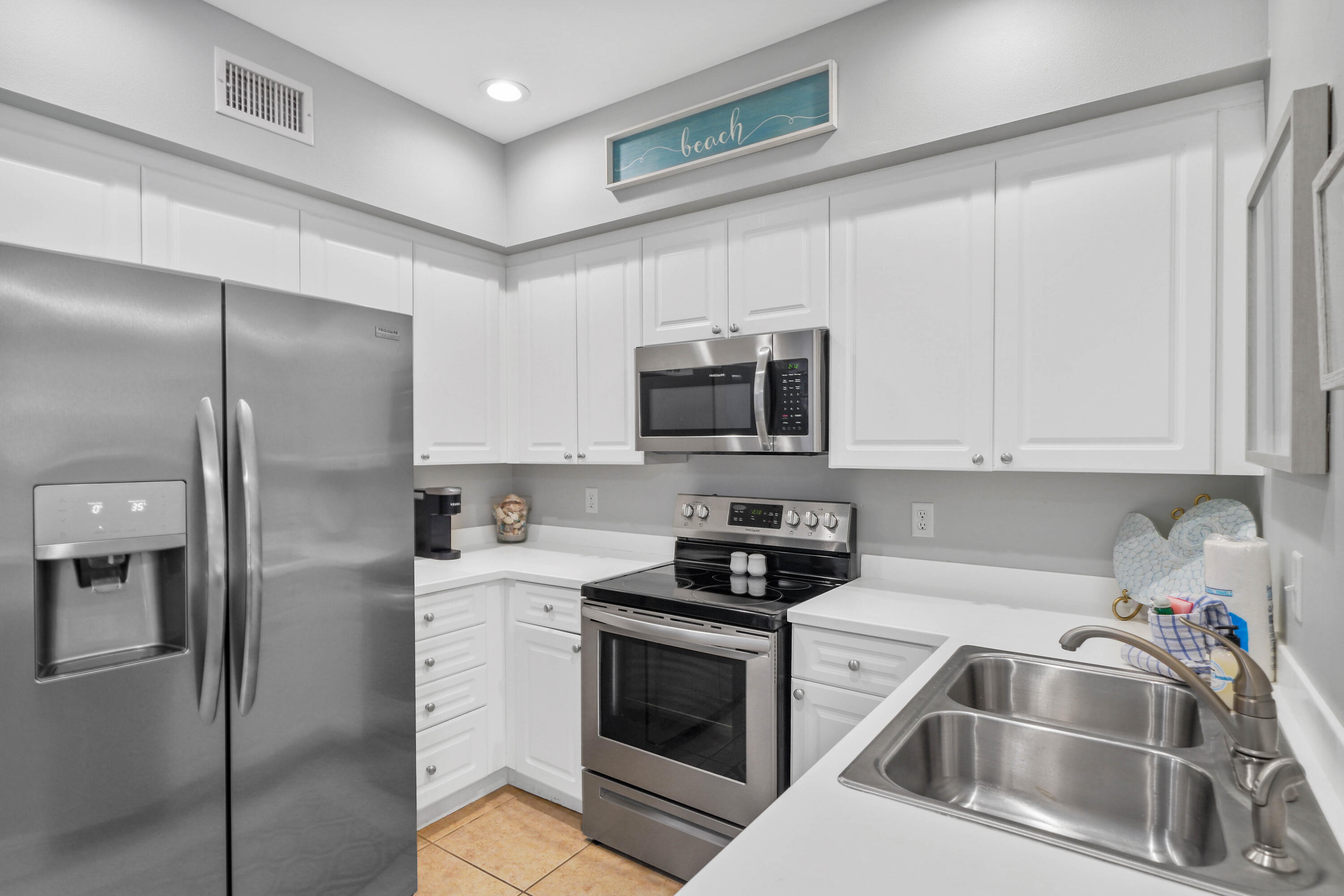 VILLAGE AT BLUE MOUNTAIN BEACH - Residential