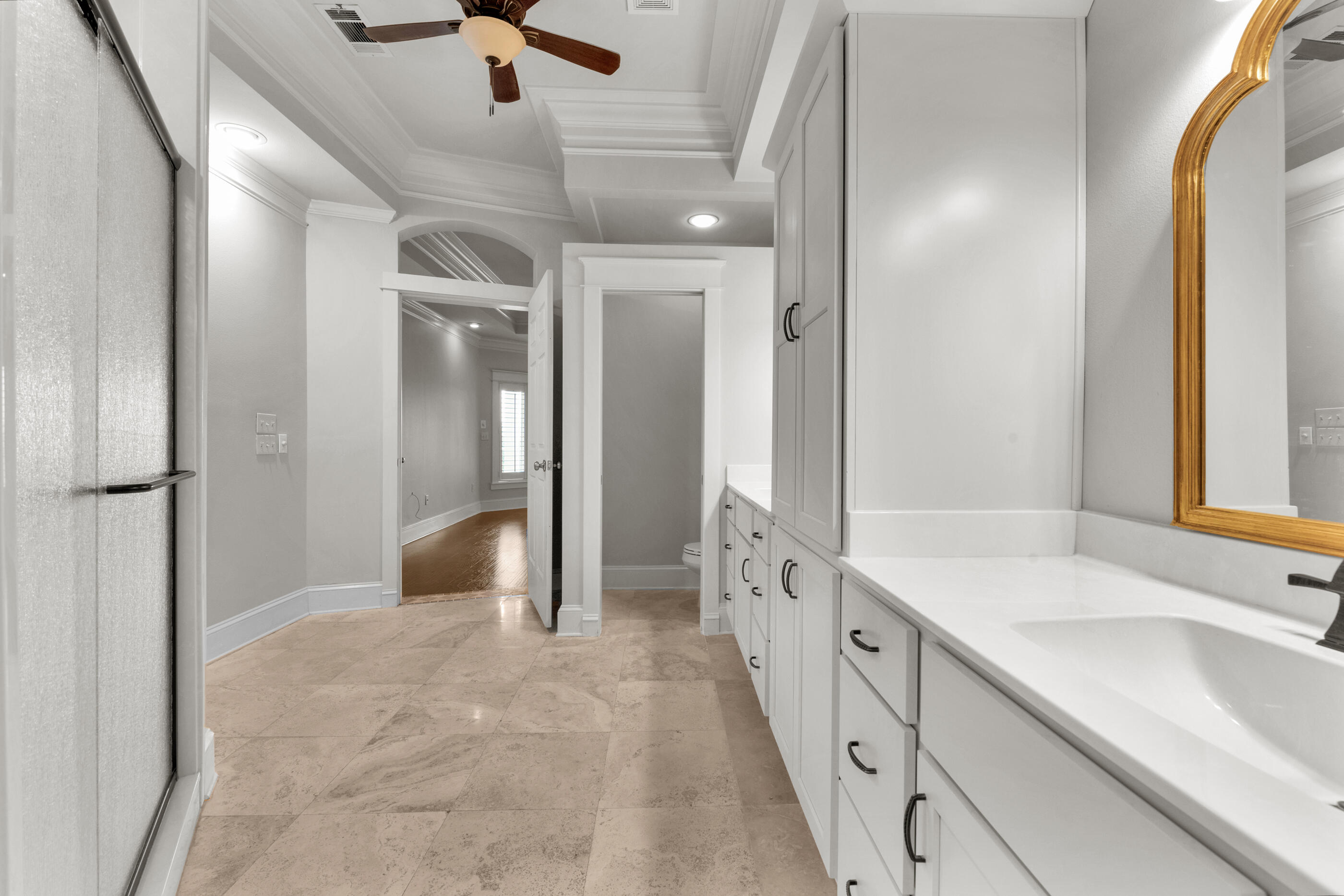 THE SOUND CONDOMINIUM - Residential