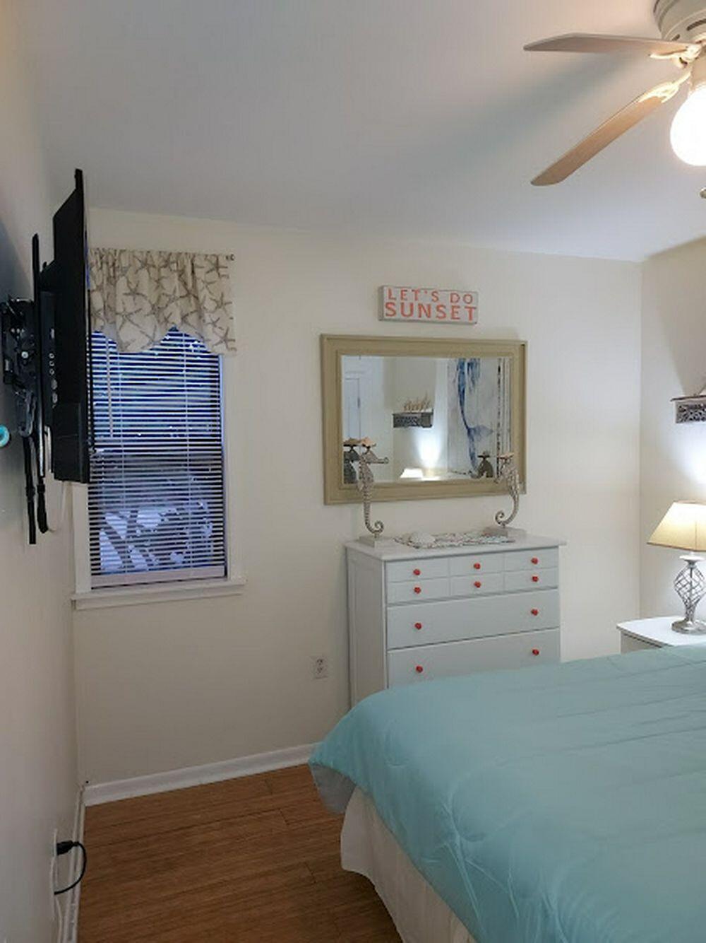 BEACHWOOD VILLAS CONDO - Residential