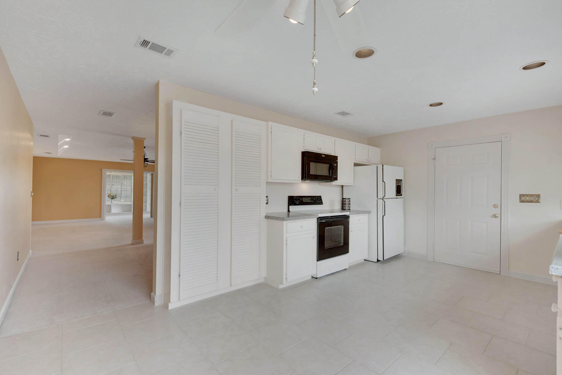 EMERALD POINTE PLAT 1 - Residential