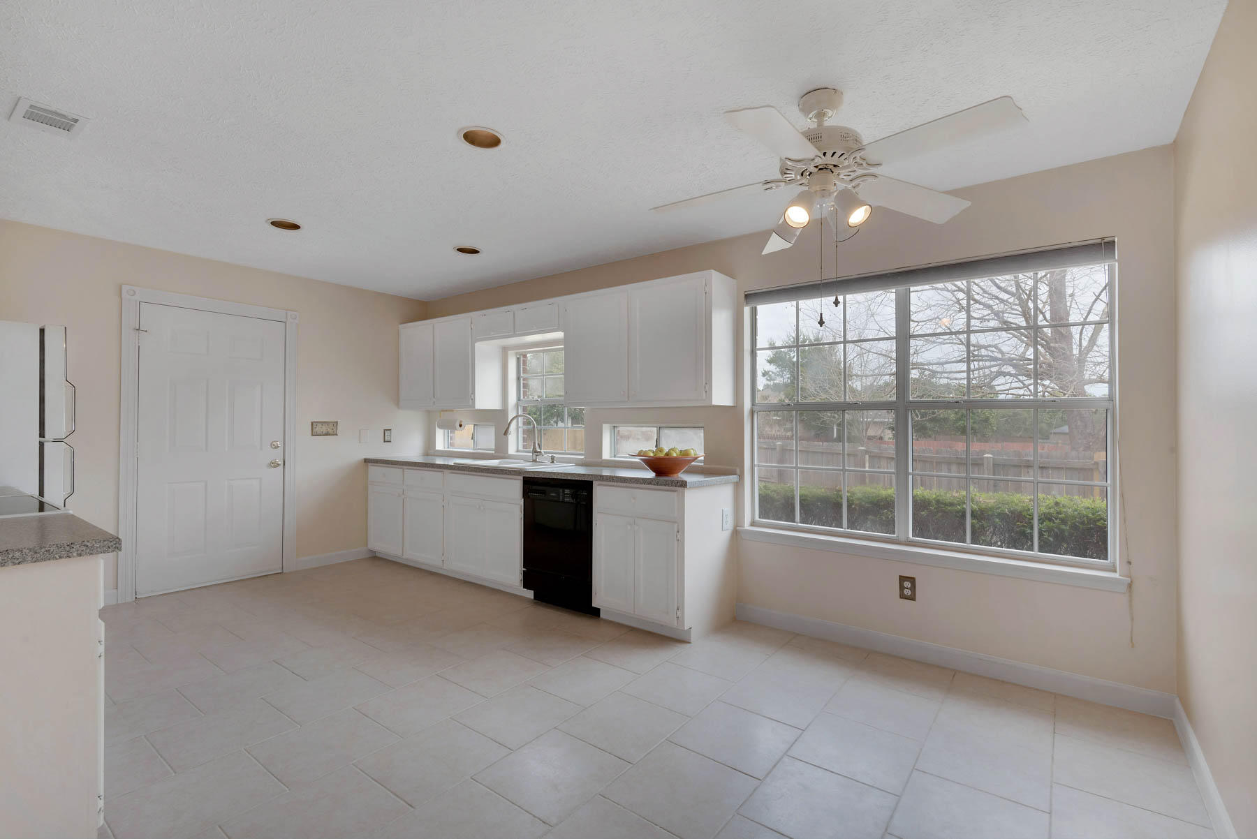 EMERALD POINTE PLAT 1 - Residential