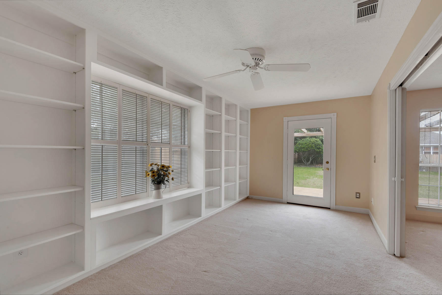 EMERALD POINTE PLAT 1 - Residential