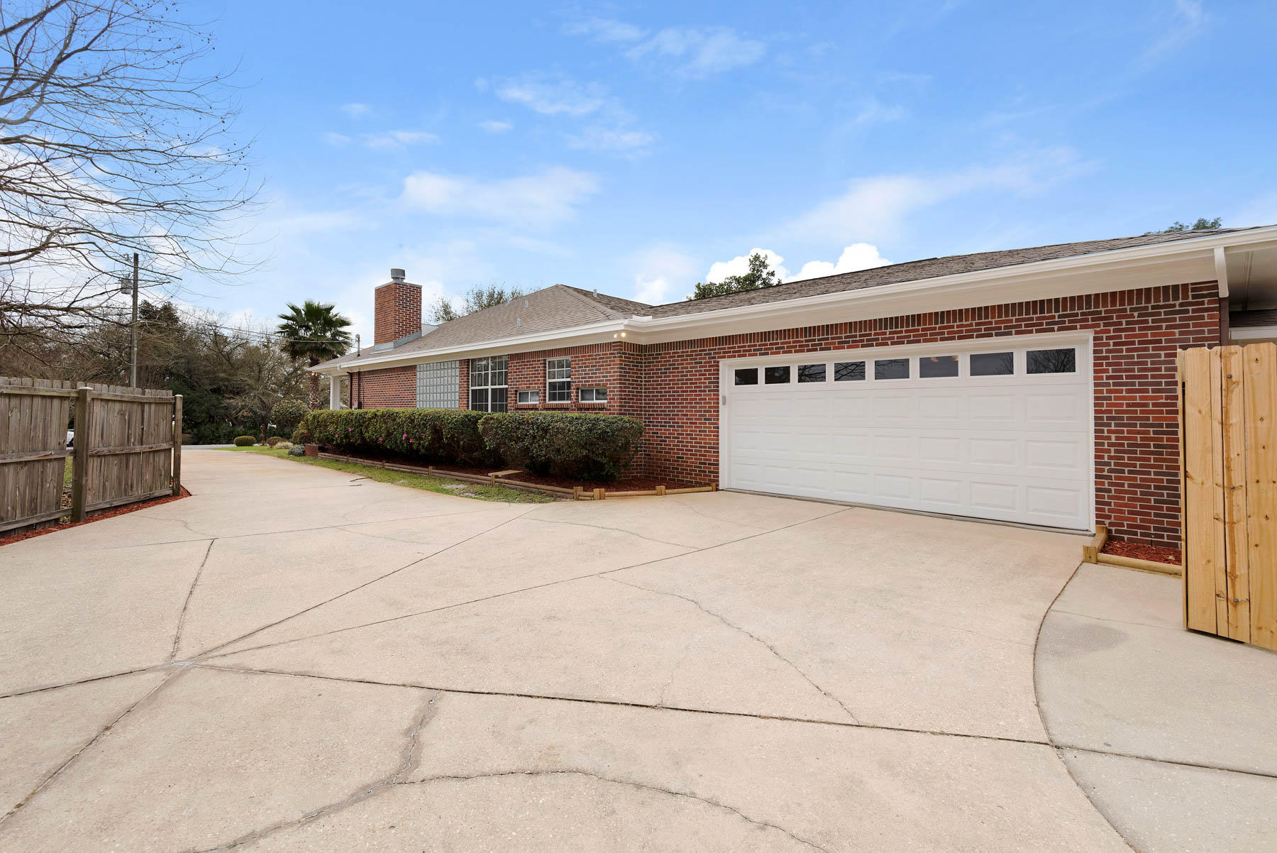 EMERALD POINTE PLAT 1 - Residential