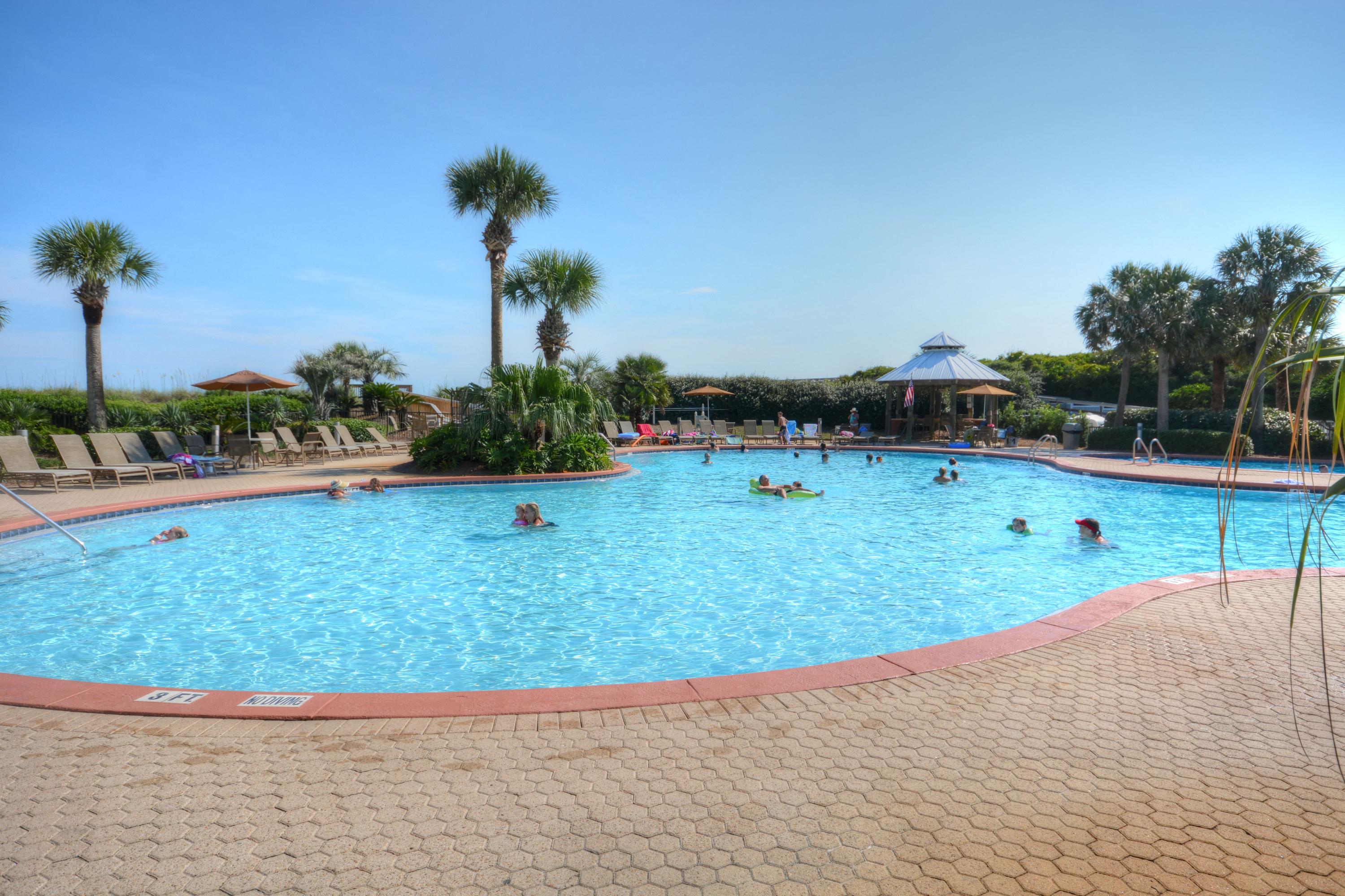 CRESCENT AT MIRAMAR BEACH THE - Residential