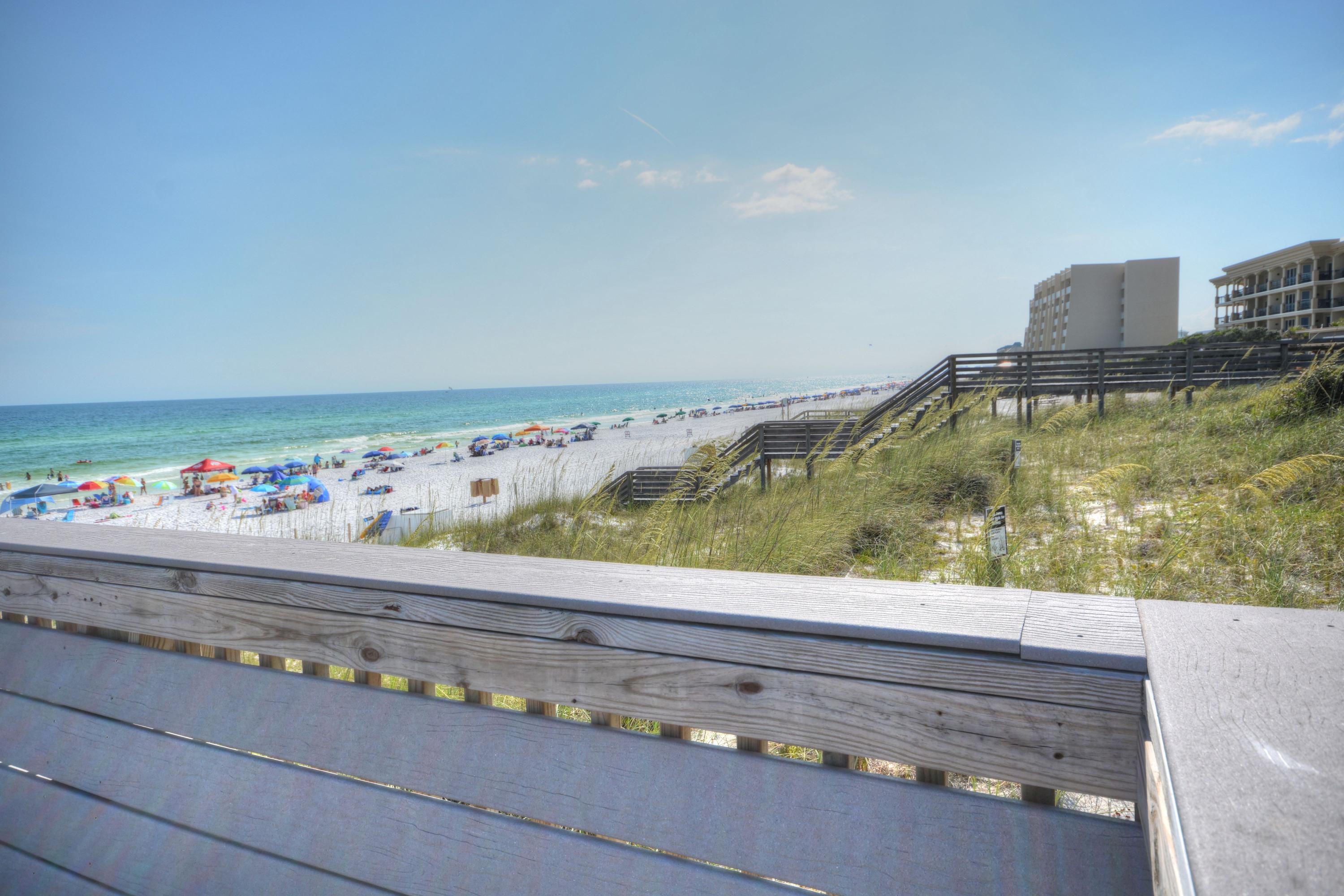 CRESCENT AT MIRAMAR BEACH THE - Residential