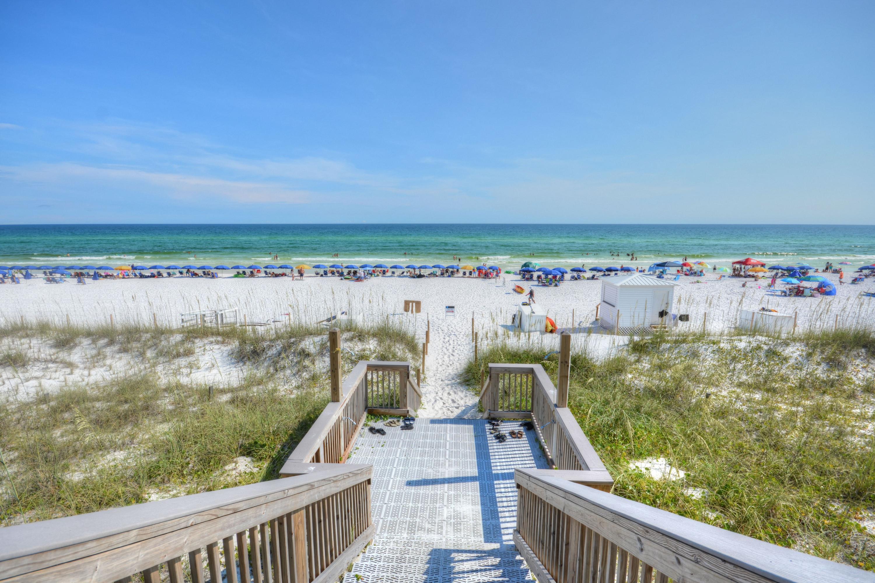 CRESCENT AT MIRAMAR BEACH THE - Residential