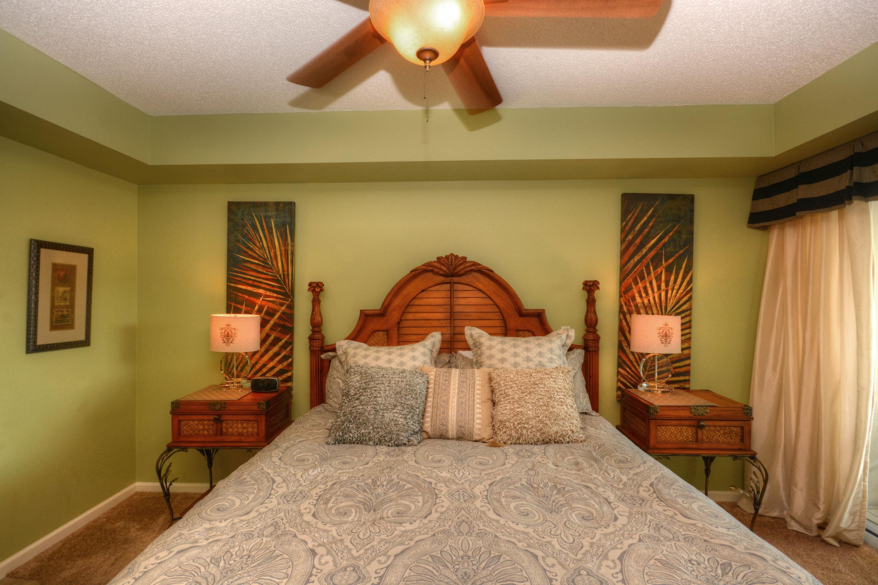 CRESCENT AT MIRAMAR BEACH THE - Residential