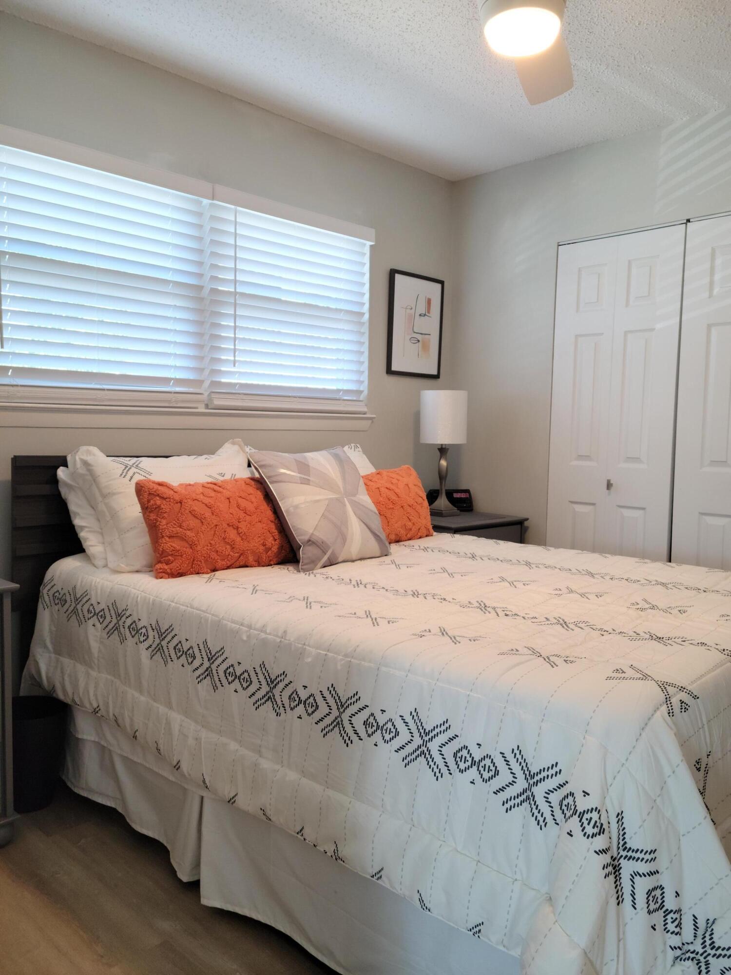 ISLAND GARDENS CONDO - Residential Lease