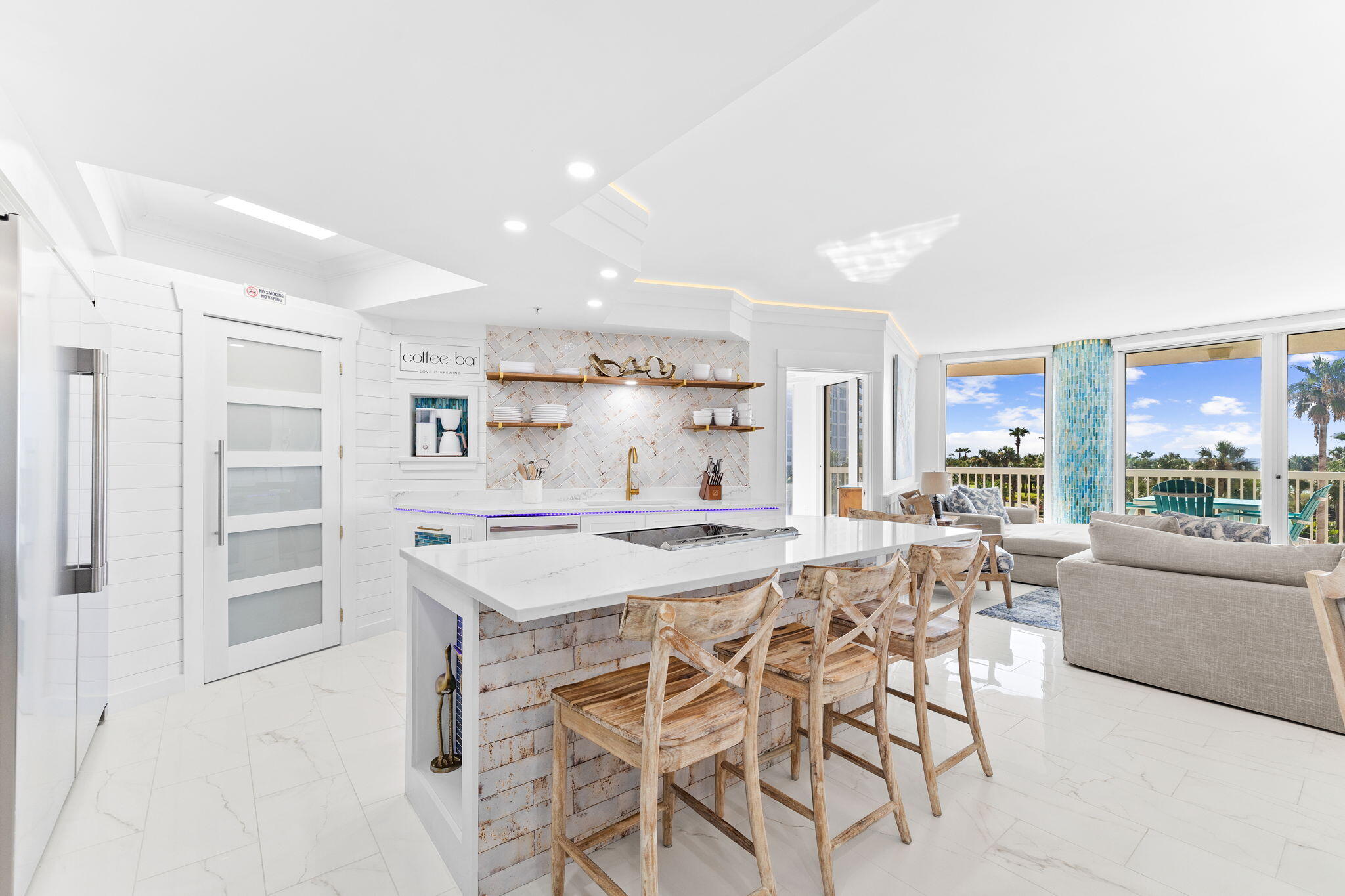 ST. MAARTEN AT SILVER SHELLS - Residential