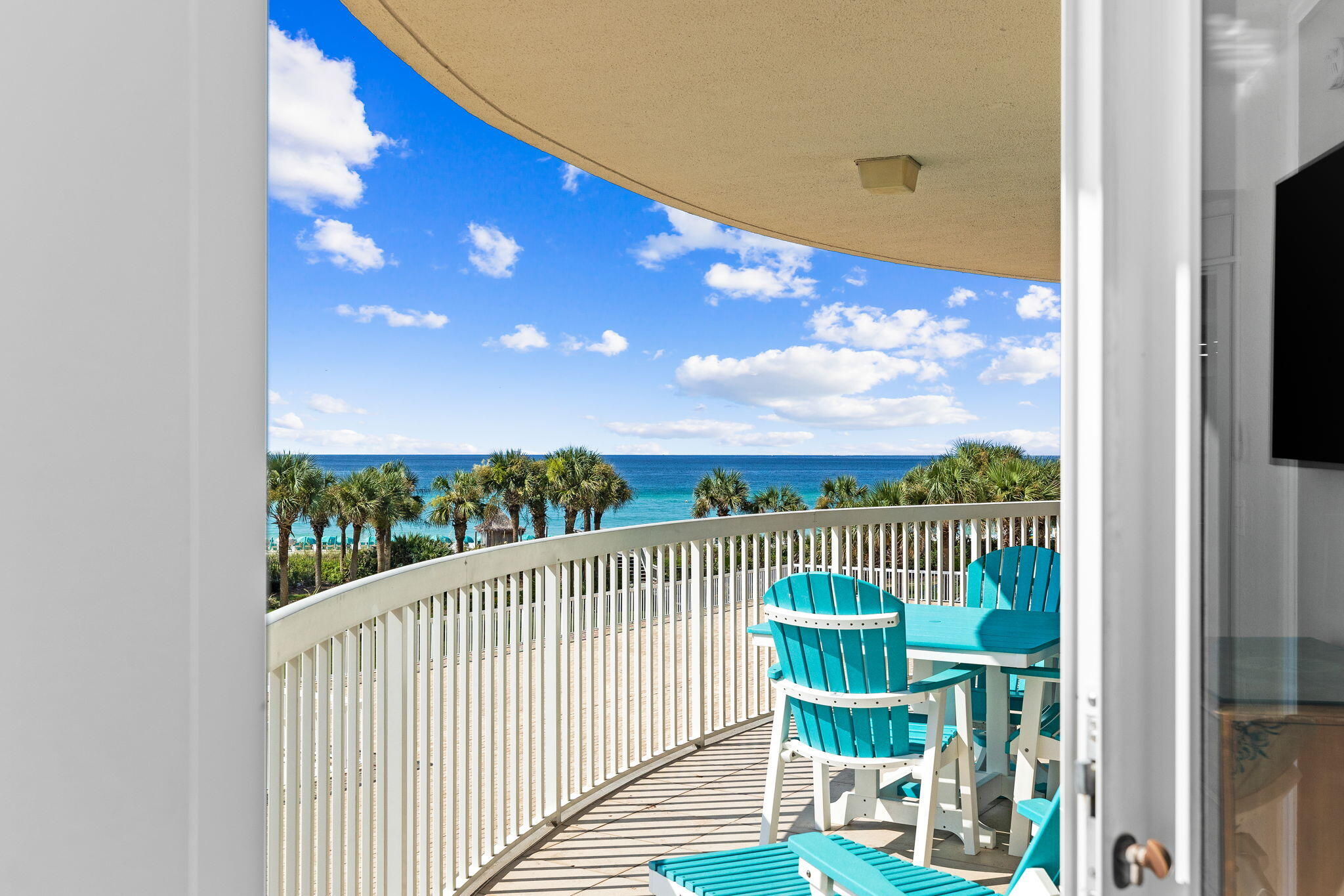 ST. MAARTEN AT SILVER SHELLS - Residential