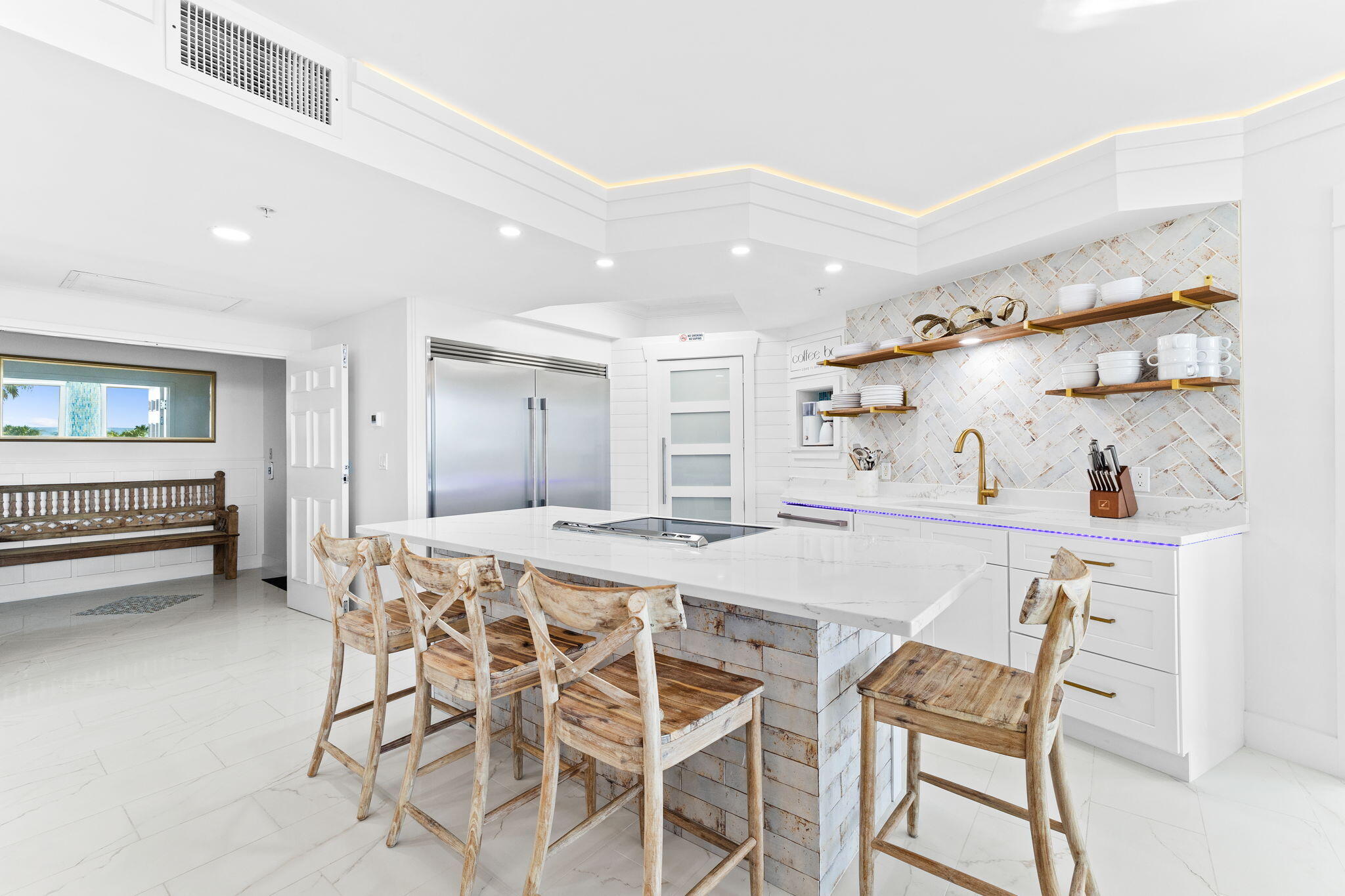 ST. MAARTEN AT SILVER SHELLS - Residential