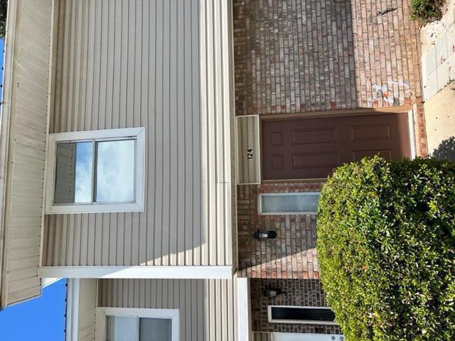 SCOTTWOOD - Residential Lease