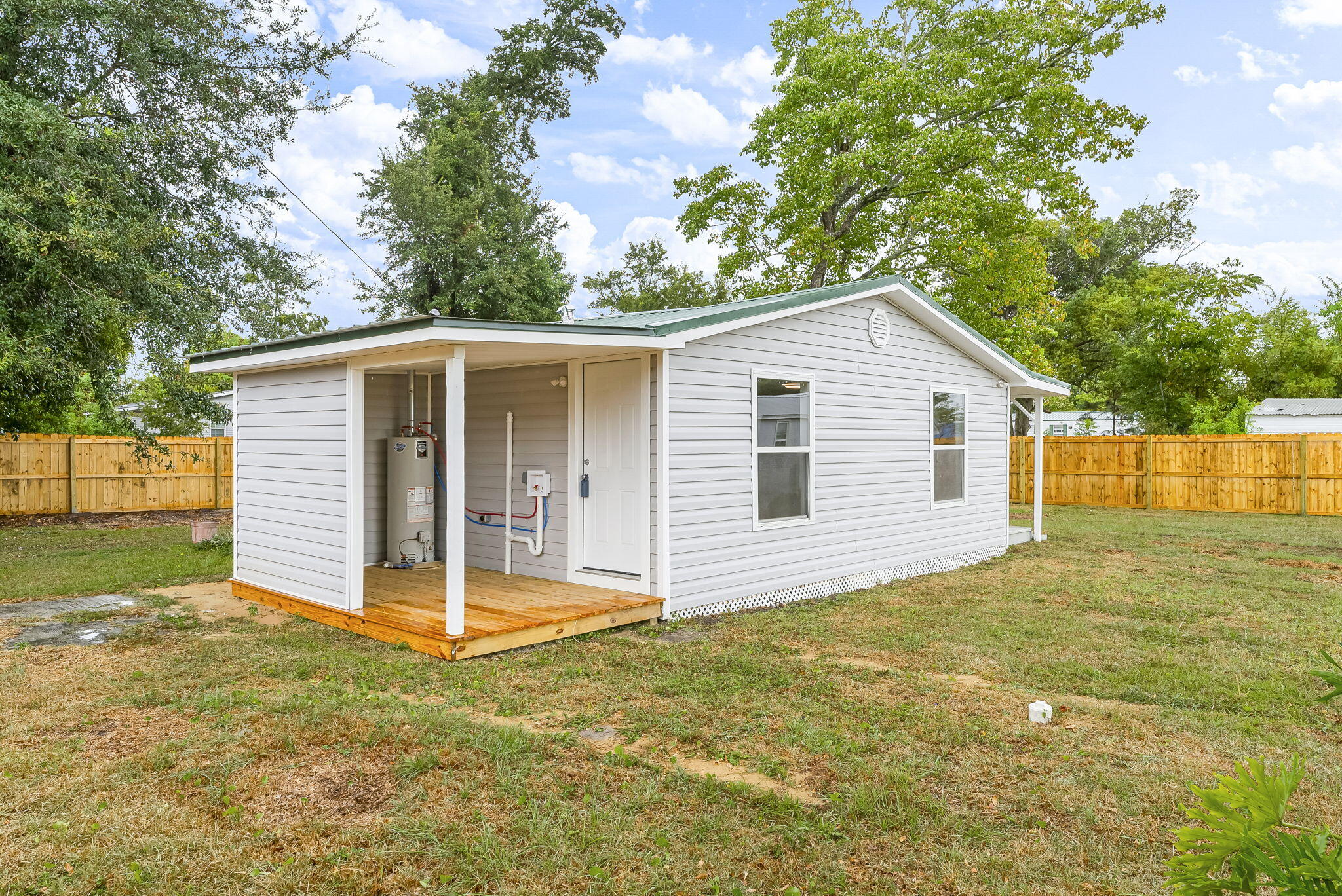 NO RECORDED SUBDIVISION - Residential