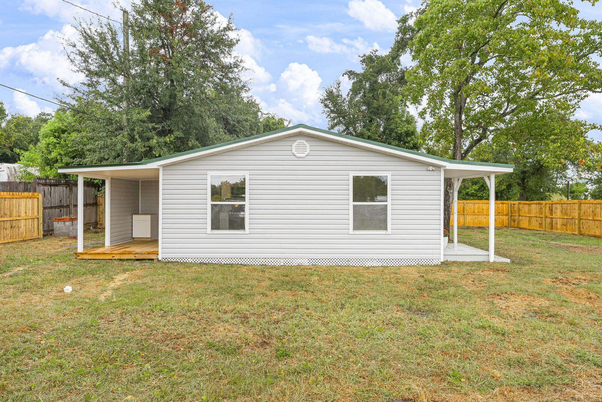 NO RECORDED SUBDIVISION - Residential