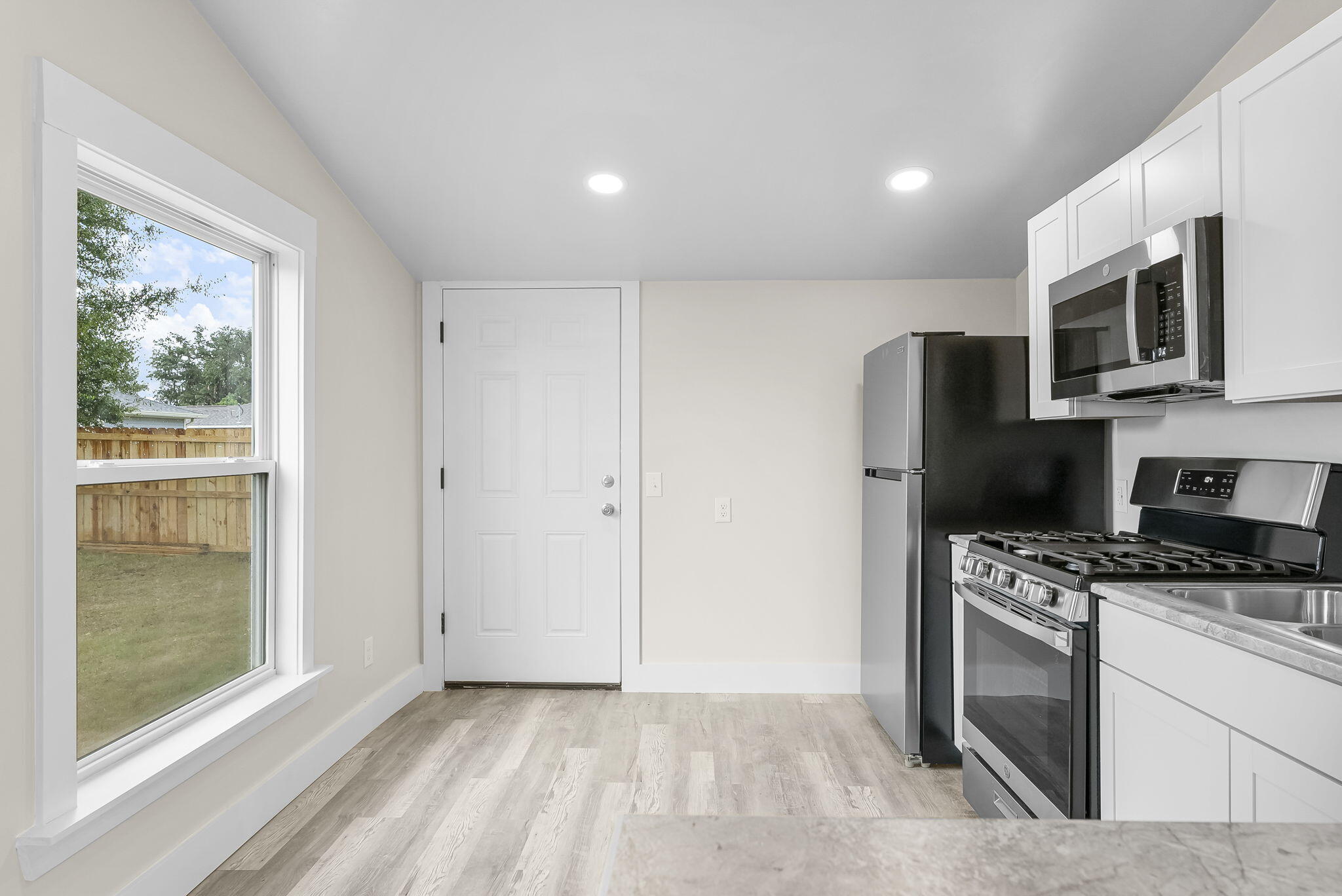 NO RECORDED SUBDIVISION - Residential