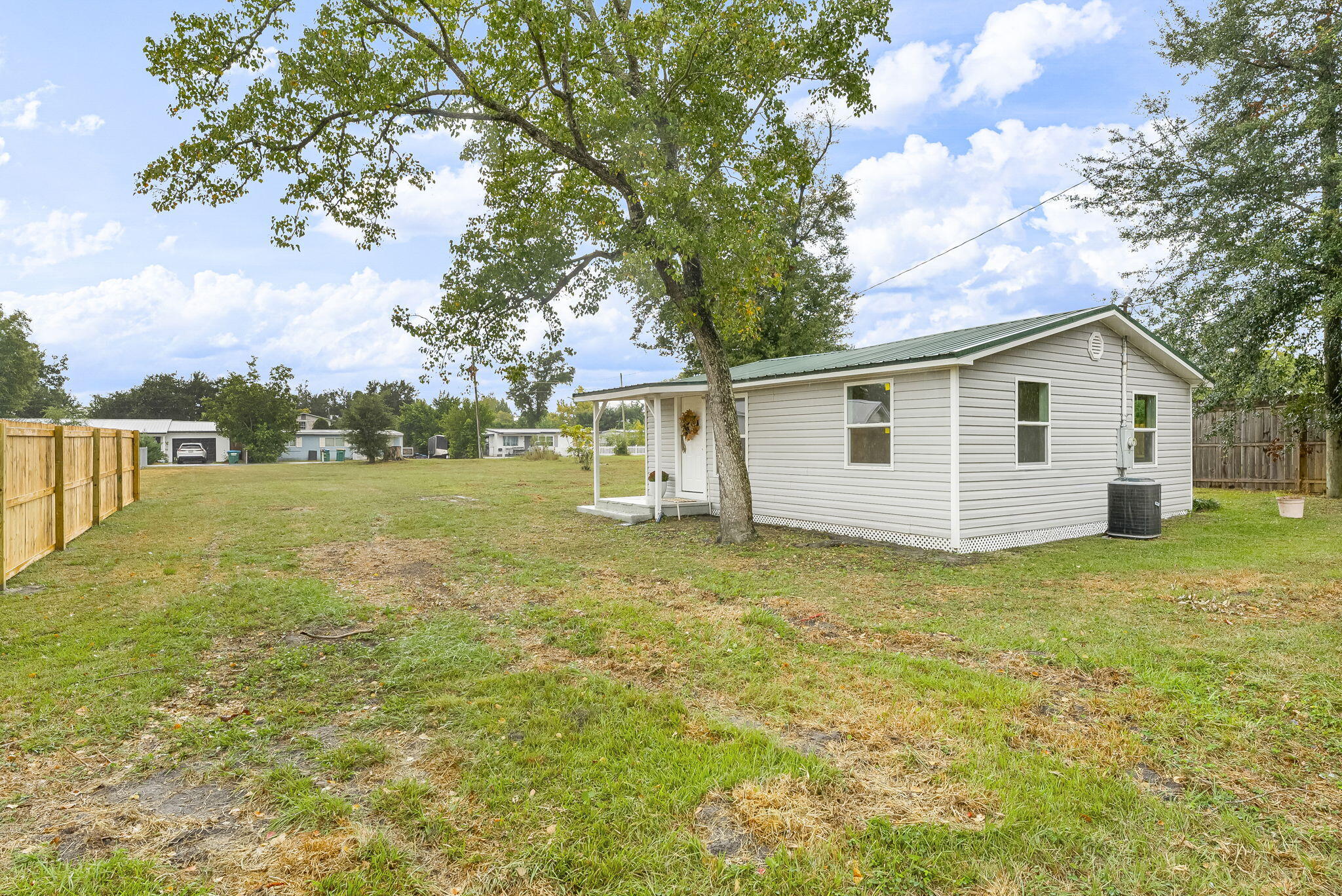 NO RECORDED SUBDIVISION - Residential