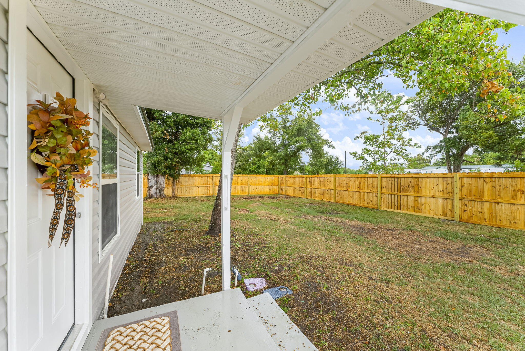 NO RECORDED SUBDIVISION - Residential