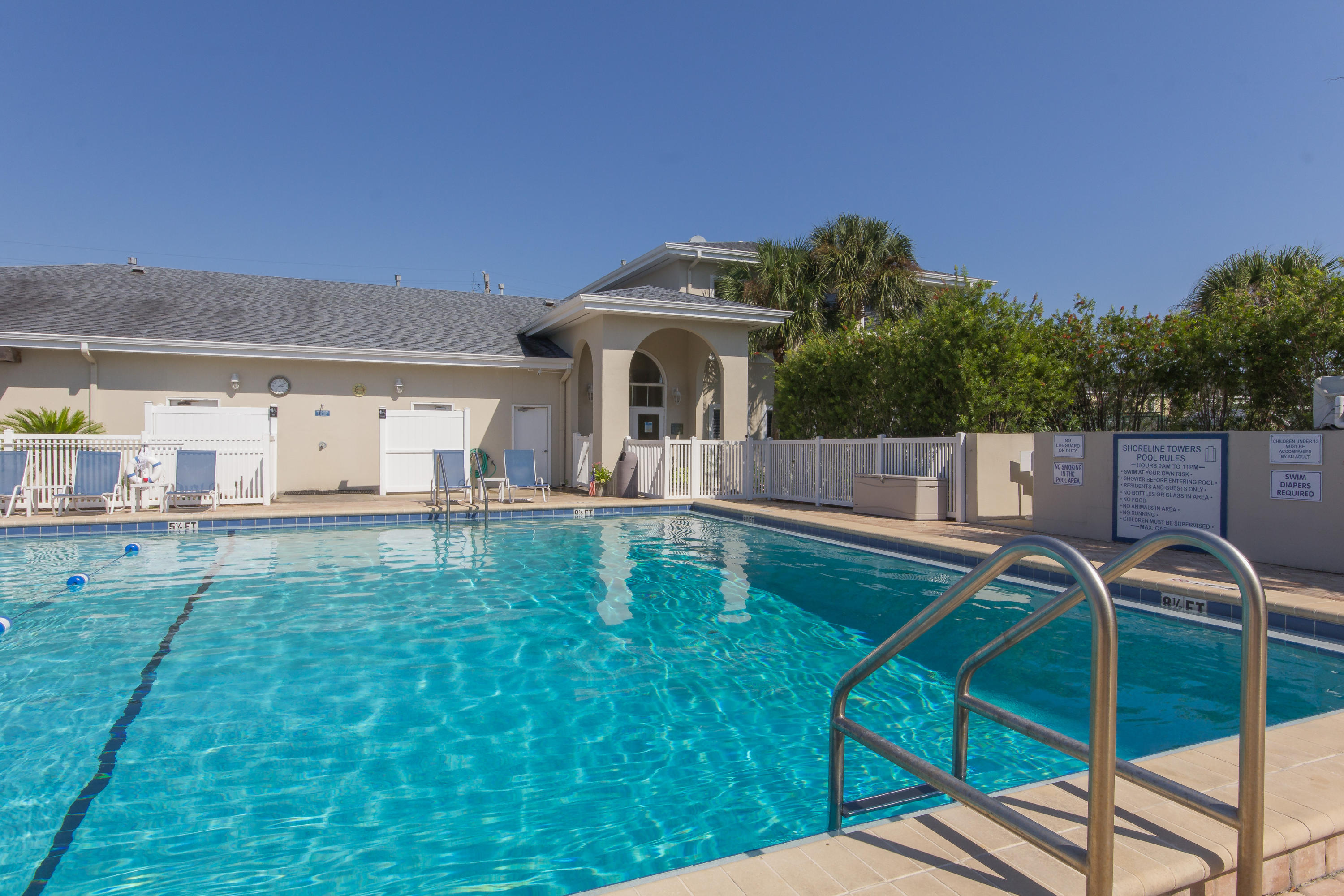 SHORELINE TOWERS 1 - Residential