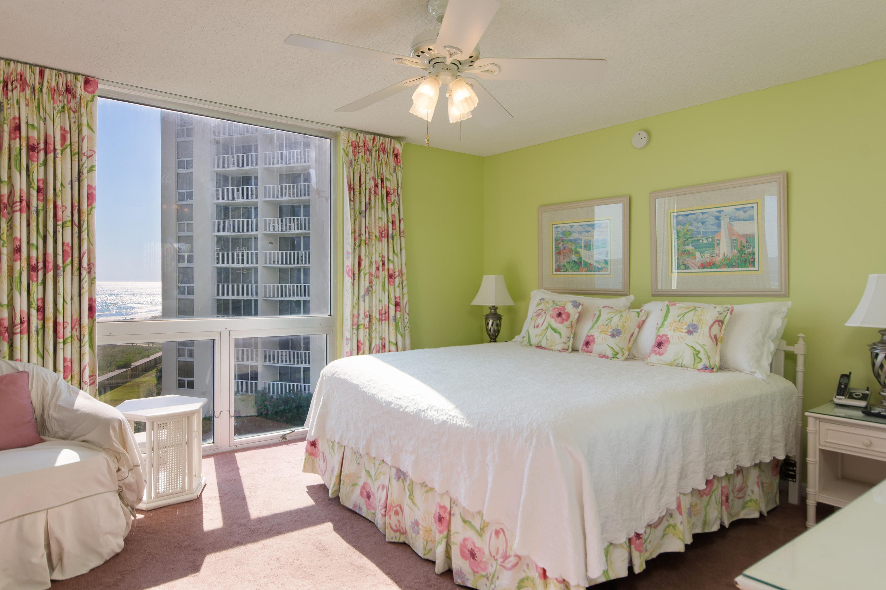 SHORELINE TOWERS 1 - Residential