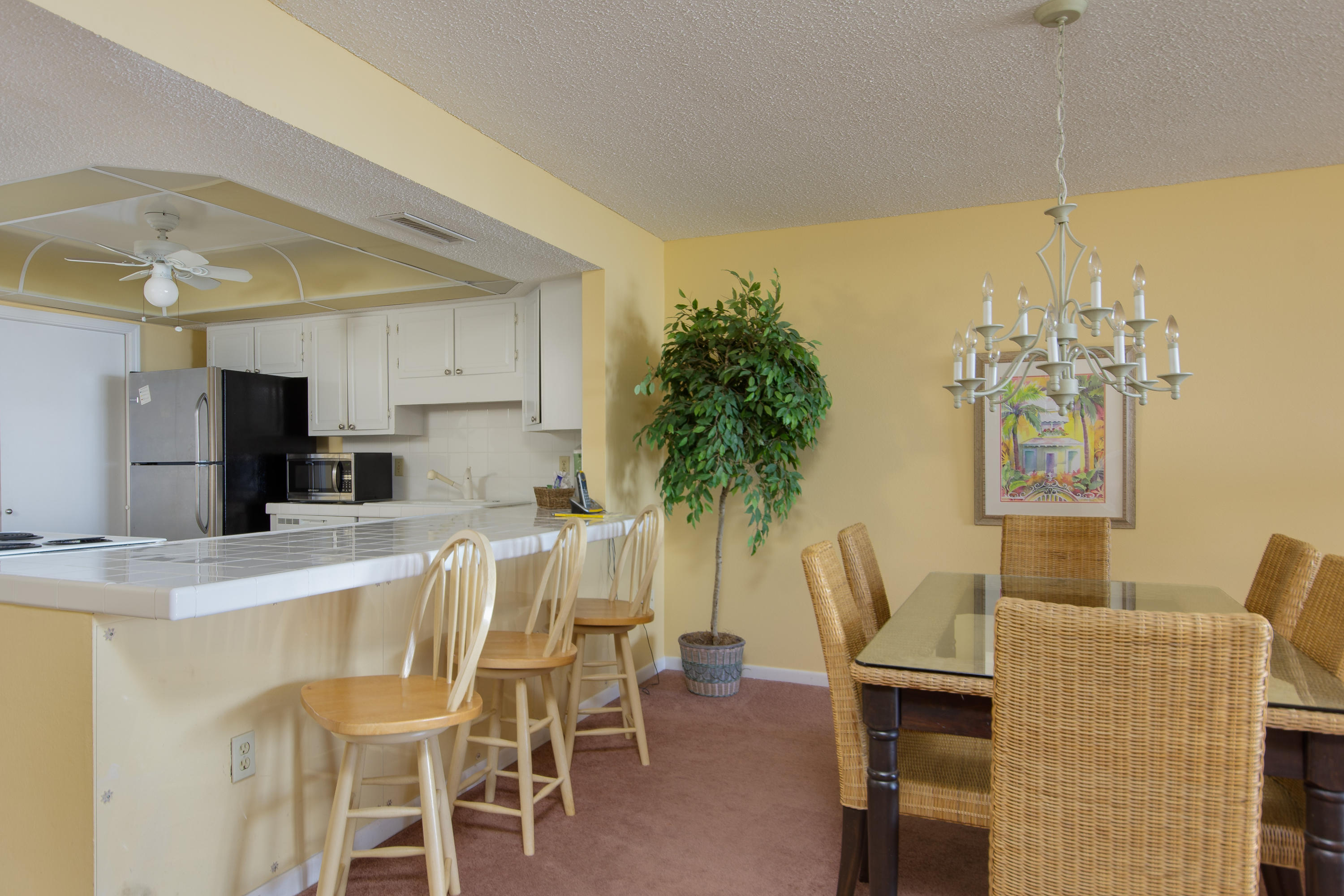 SHORELINE TOWERS 1 - Residential