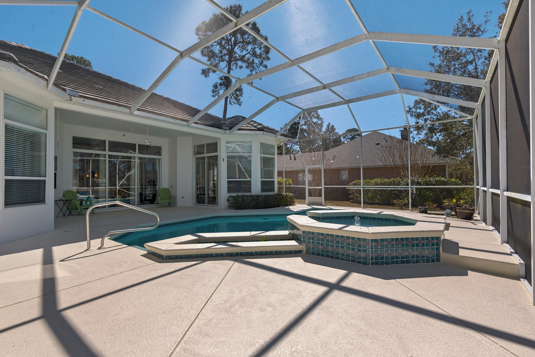 DANA POINTE - Residential