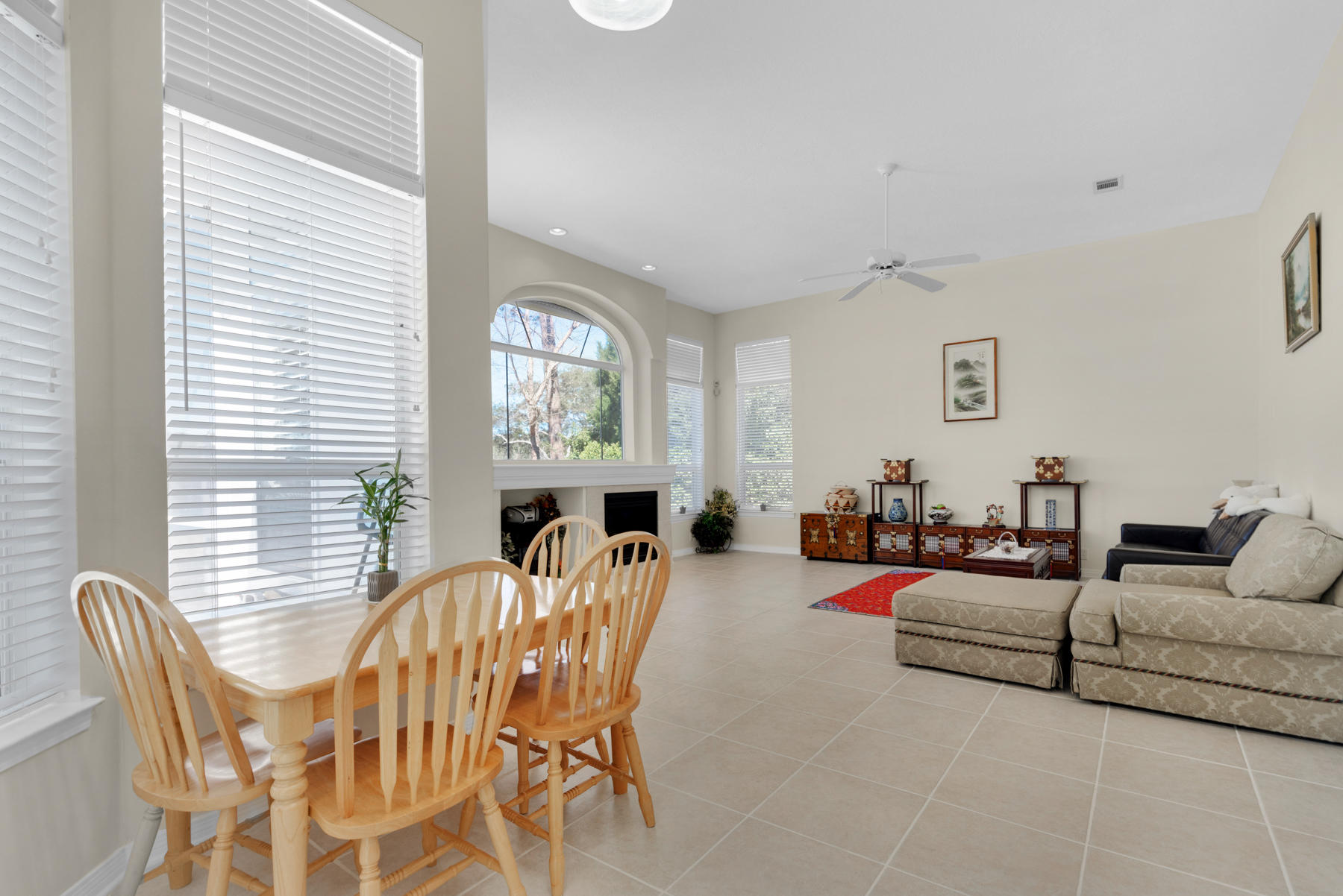 DANA POINTE - Residential