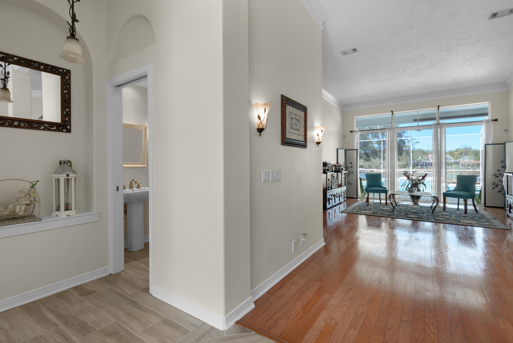 DANA POINTE - Residential