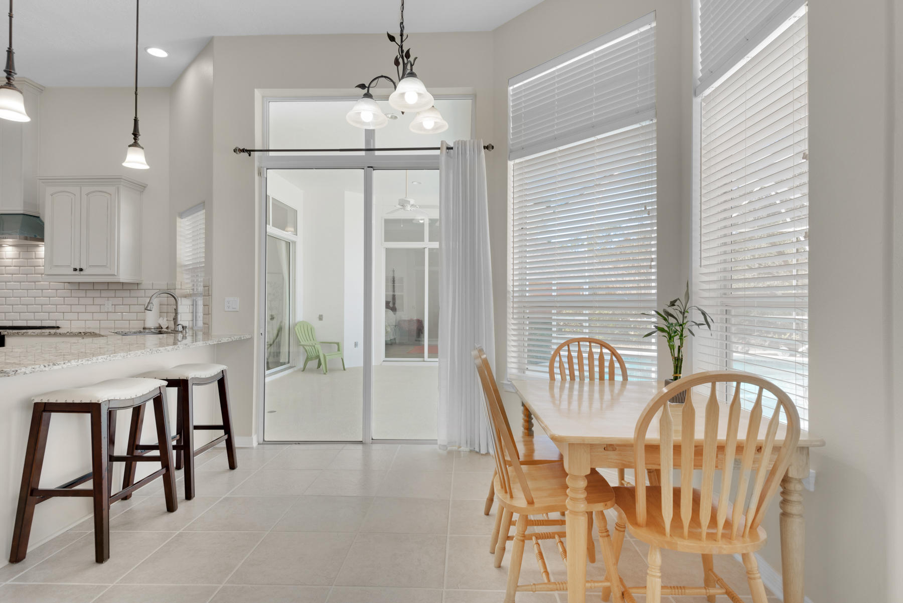 DANA POINTE - Residential