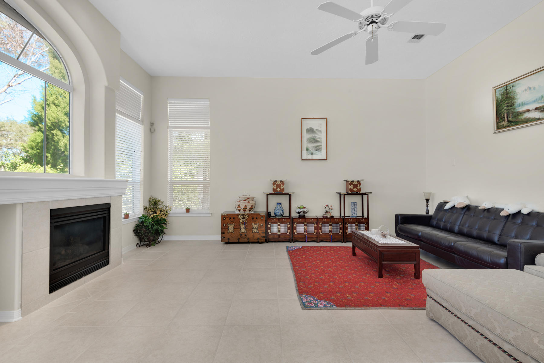 DANA POINTE - Residential