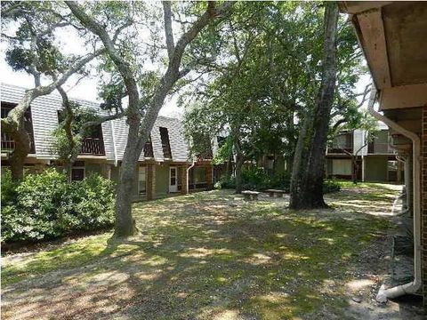 A home in Fort Walton Beach