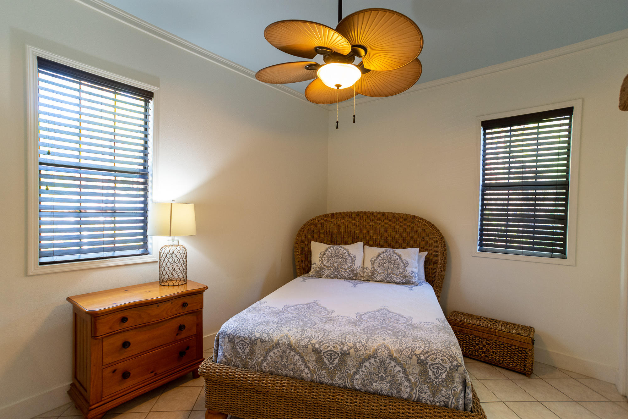 GULF SHORE MANOR - Residential