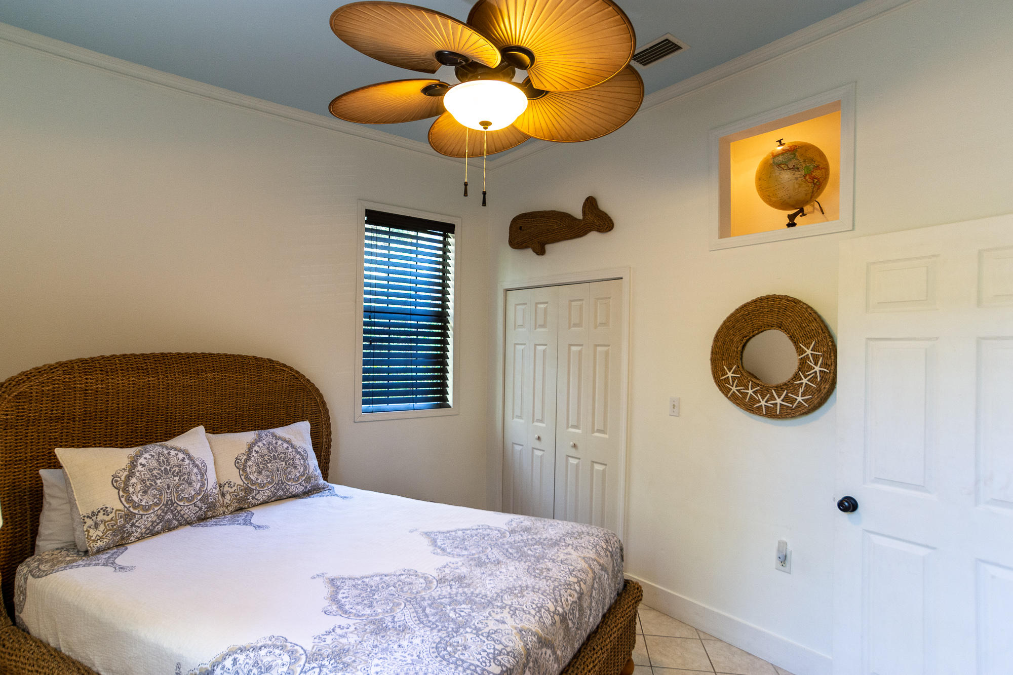 GULF SHORE MANOR - Residential