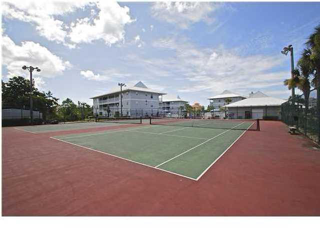 BEACHSIDE VILLAS CONDO - Residential