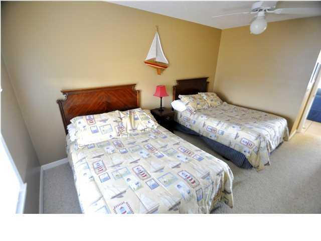 BEACHSIDE VILLAS CONDO - Residential