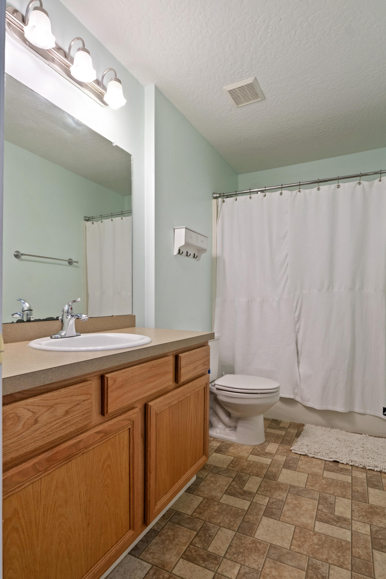 NAVARRE S/D 2ND ADDN - Residential