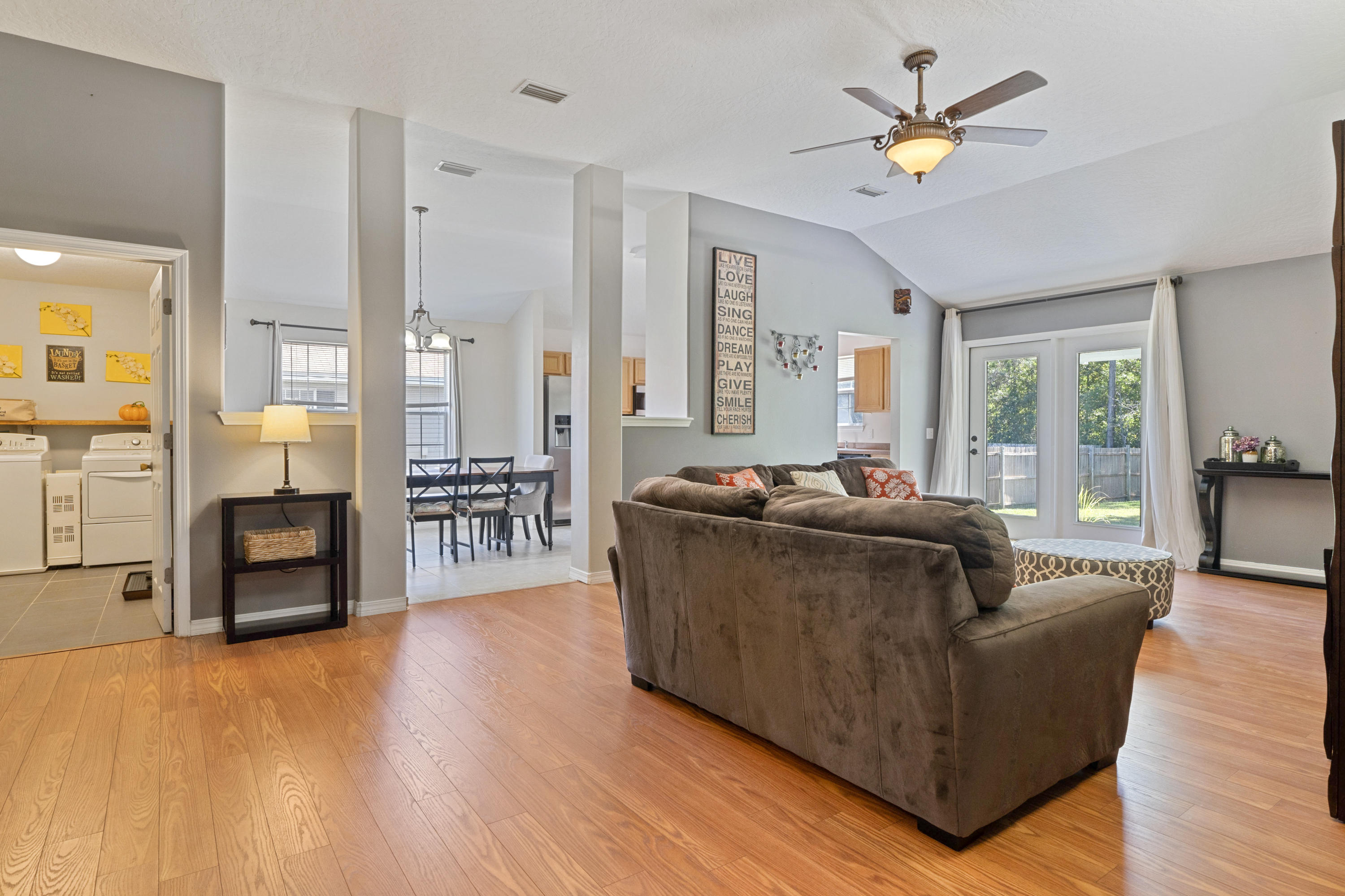 NAVARRE S/D 2ND ADDN - Residential