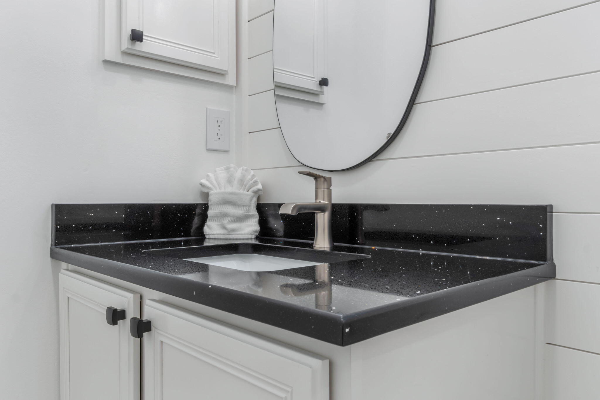 PARADISE RETREAT - Residential