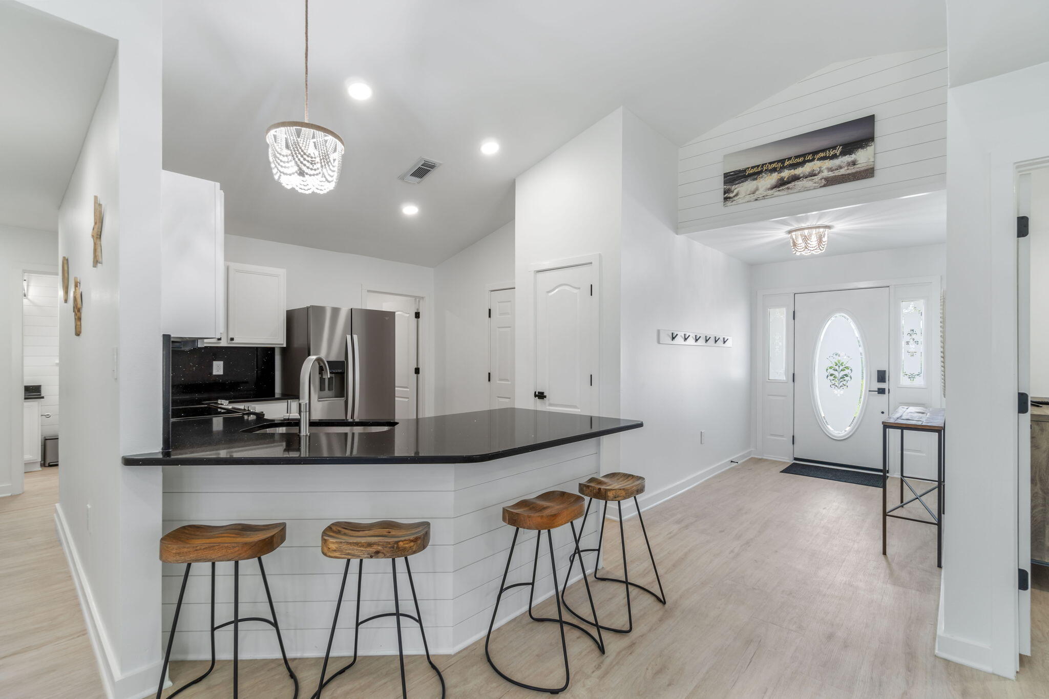 PARADISE RETREAT - Residential