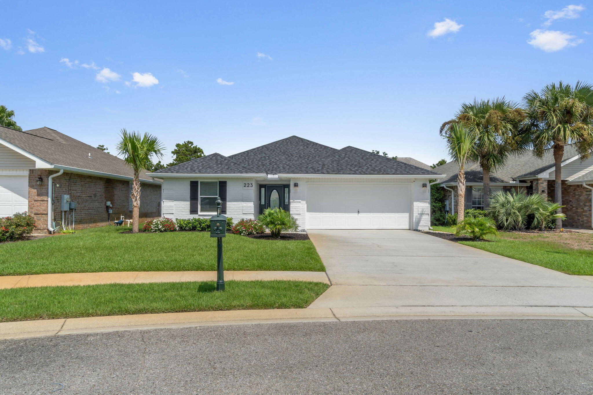 PARADISE RETREAT - Residential