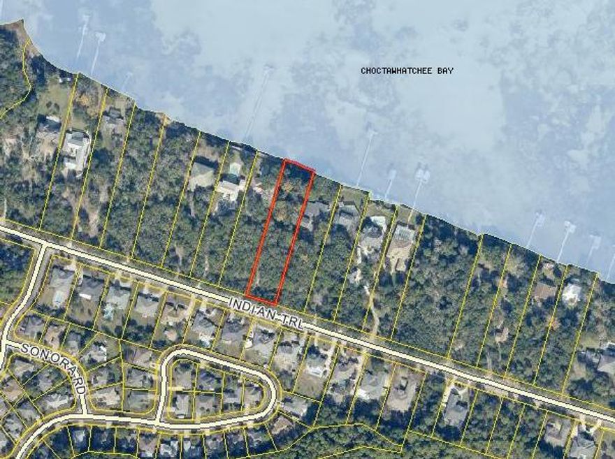 Beautiful bay front lot on Indian Trail...Awesome panoramic views of Choctawhatchee Bay!