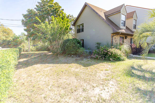 PLANTATION MANOR - Residential