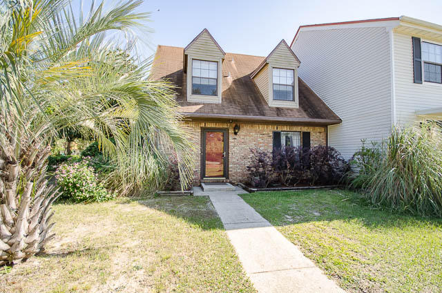 PLANTATION MANOR - Residential