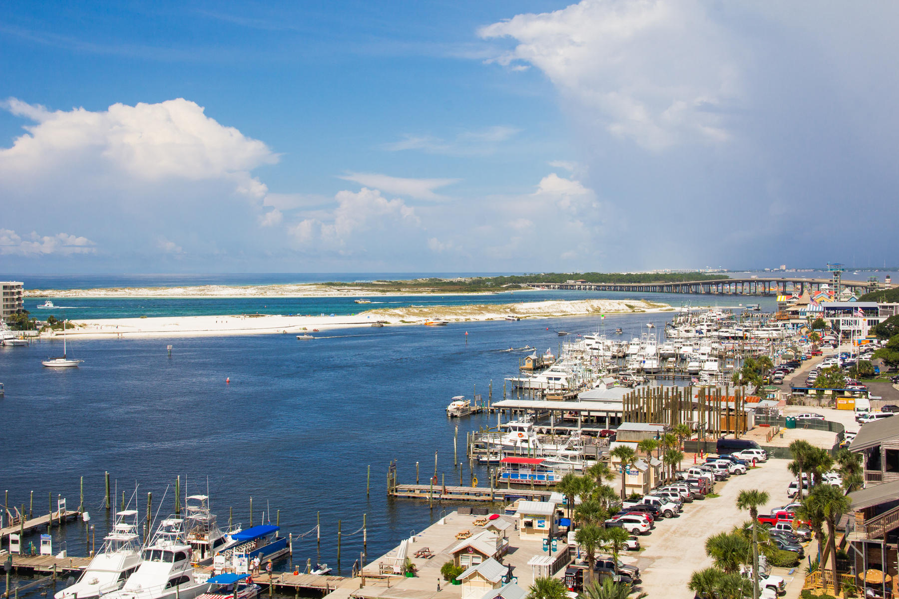 DESTIN YACHT CLUB - Residential