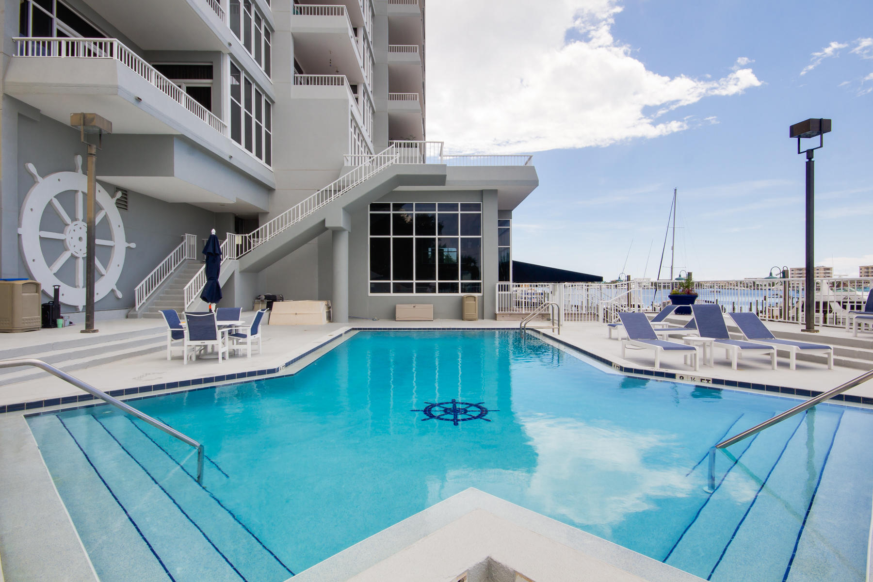 DESTIN YACHT CLUB - Residential