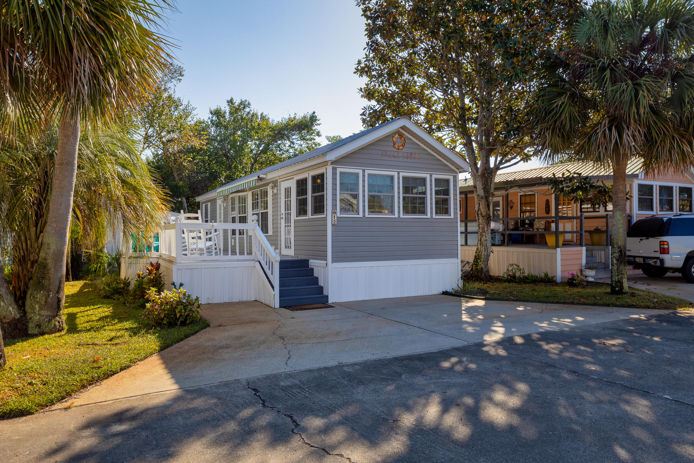 Tropical Beach Walk - Residential