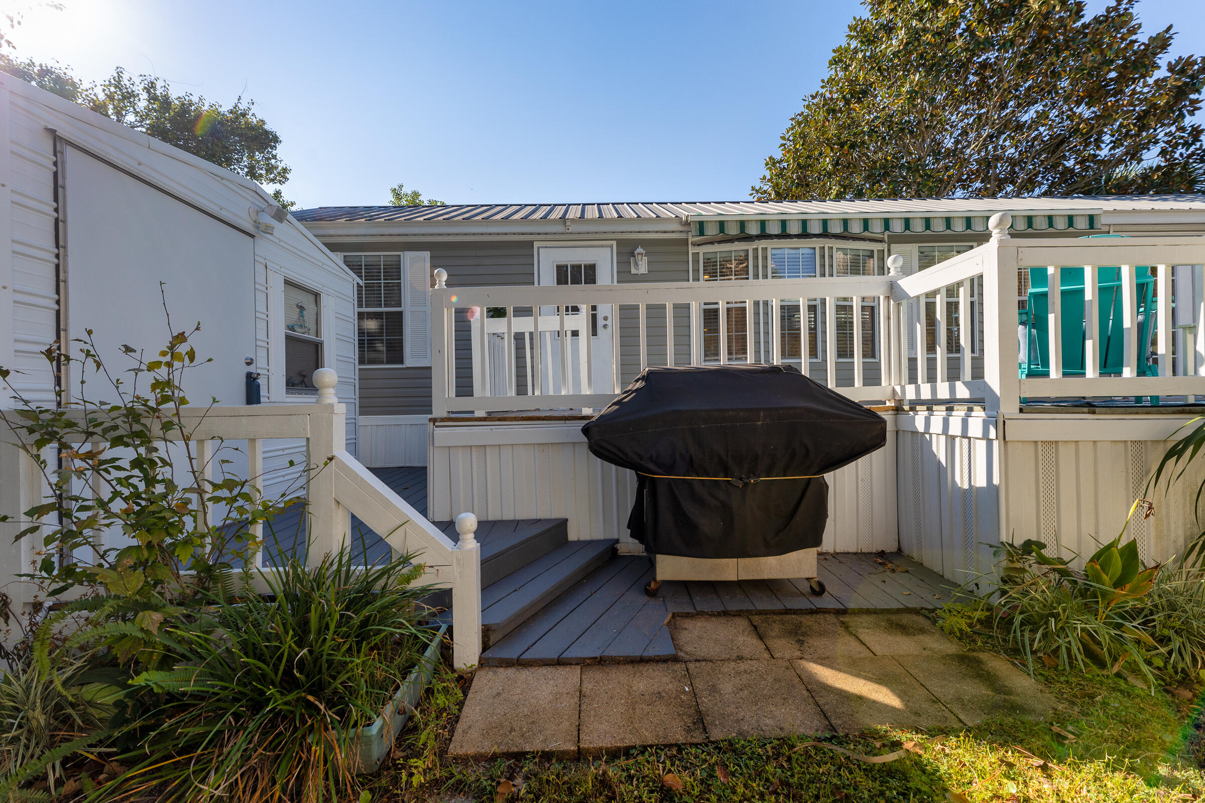 Tropical Beach Walk - Residential