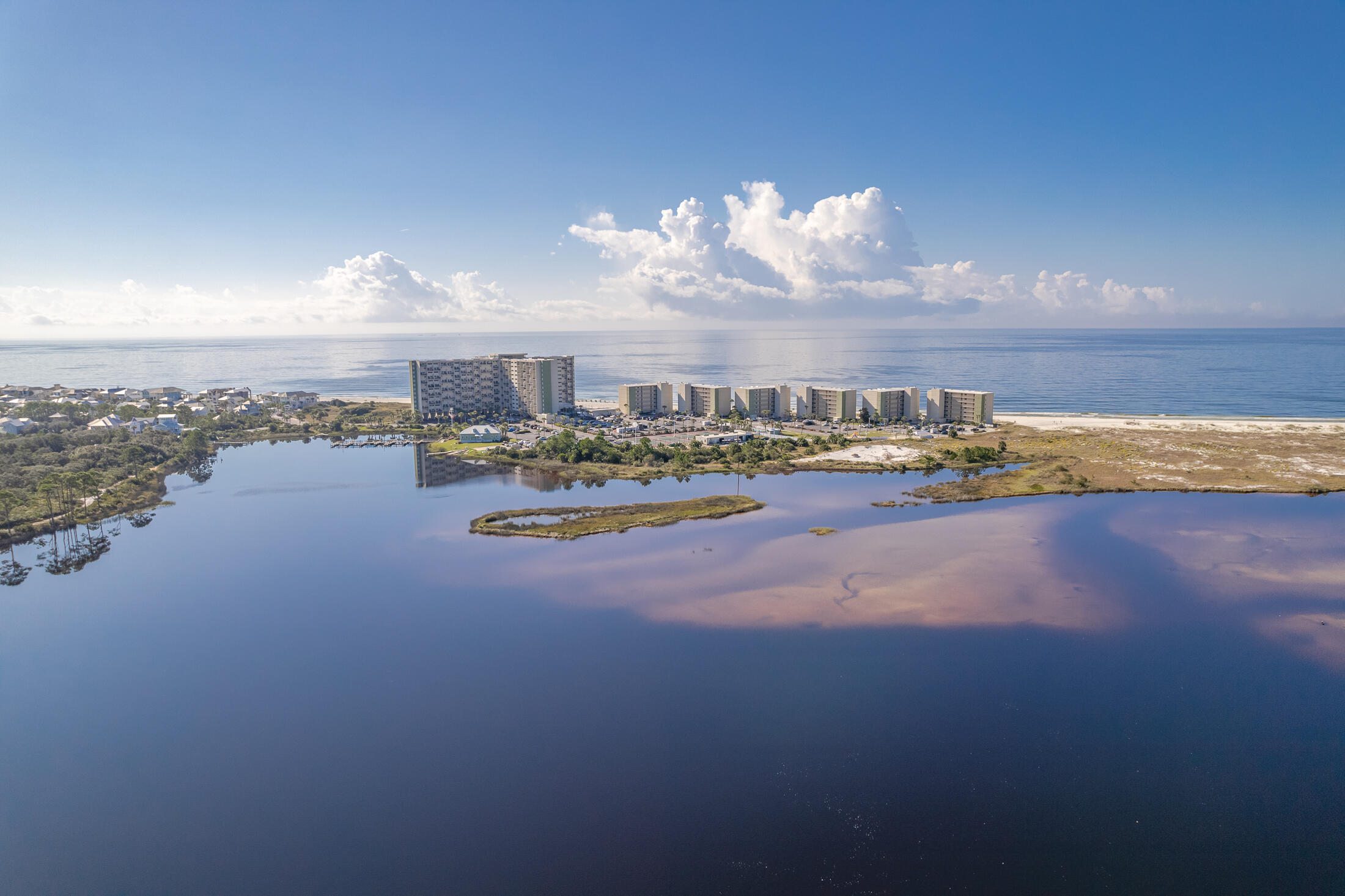 PINNACLE PORT - Residential