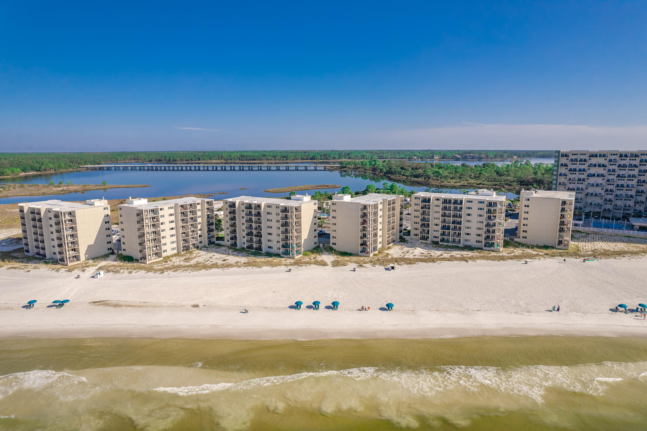 PINNACLE PORT - Residential