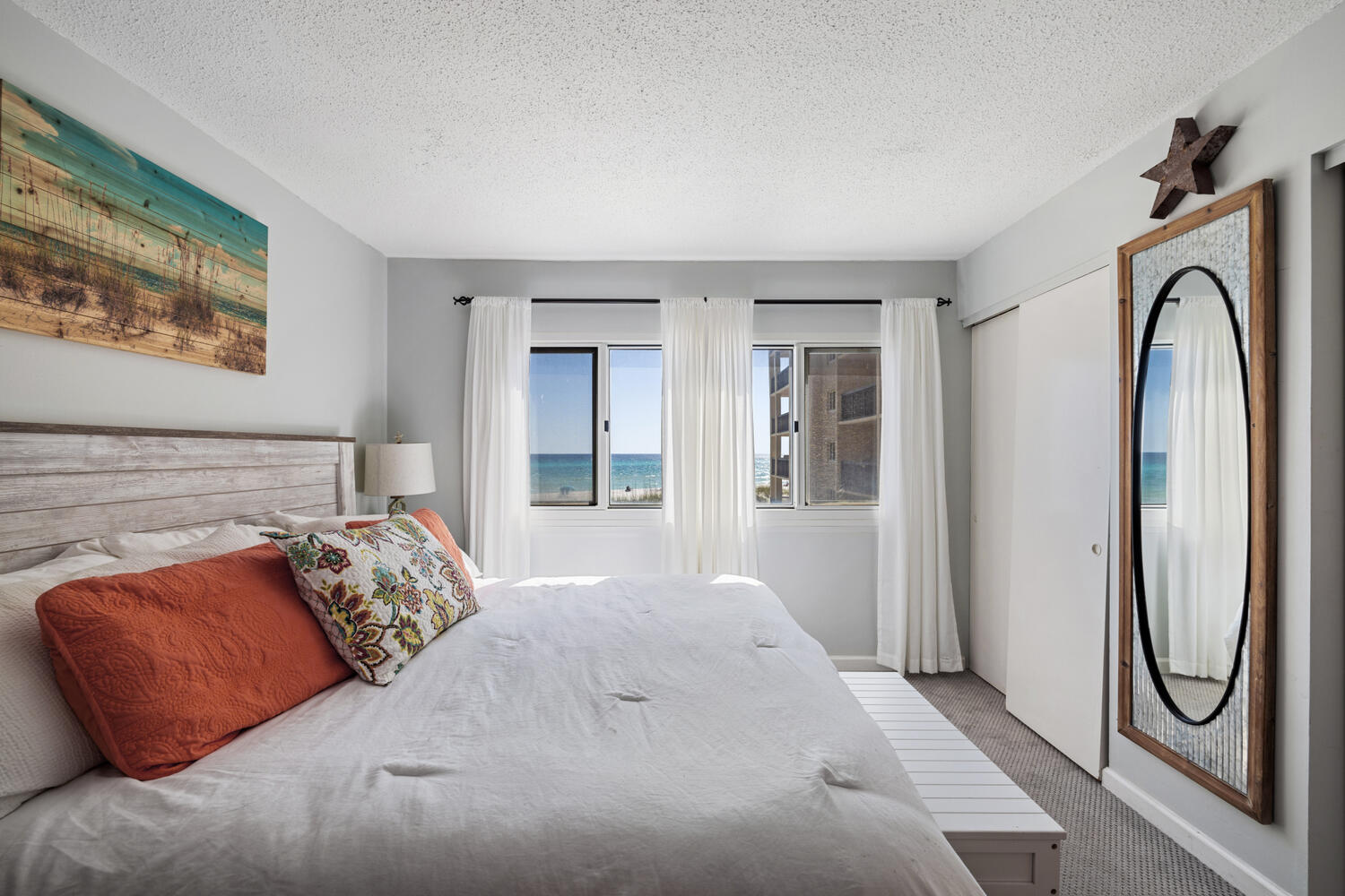 PINNACLE PORT - Residential