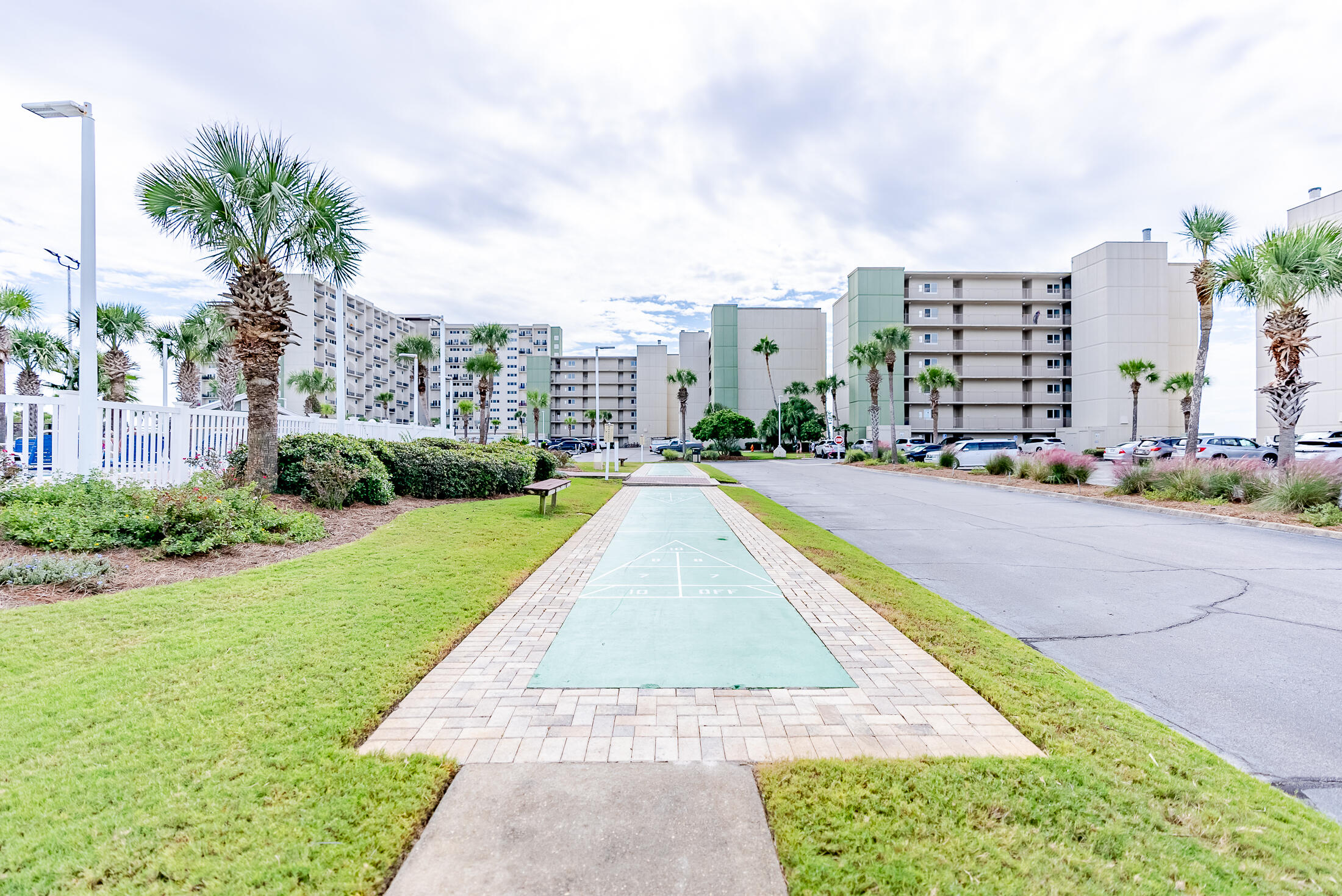 PINNACLE PORT - Residential